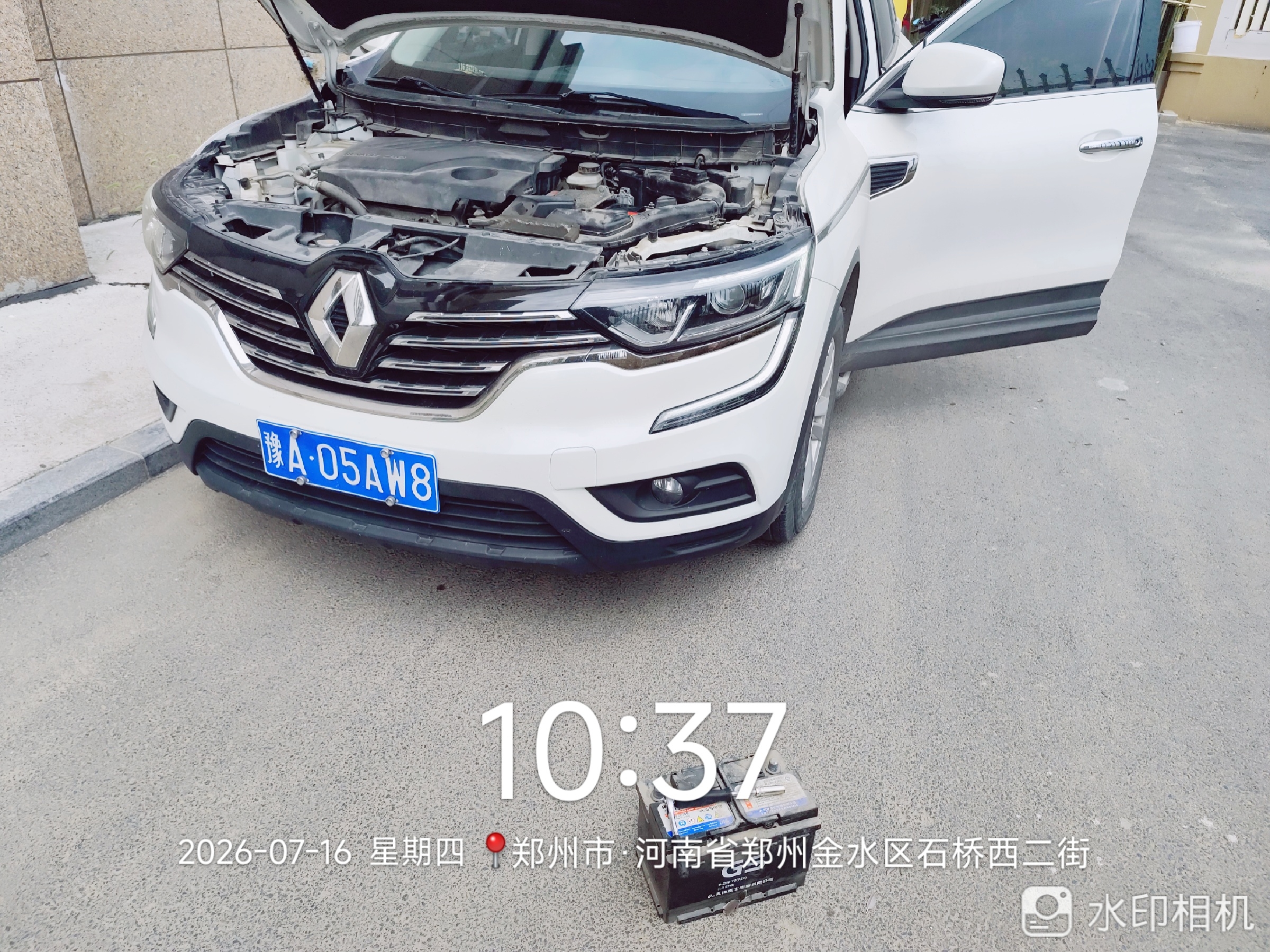 兔师傅郑州金水区石桥西二街电瓶老化救援(图1)