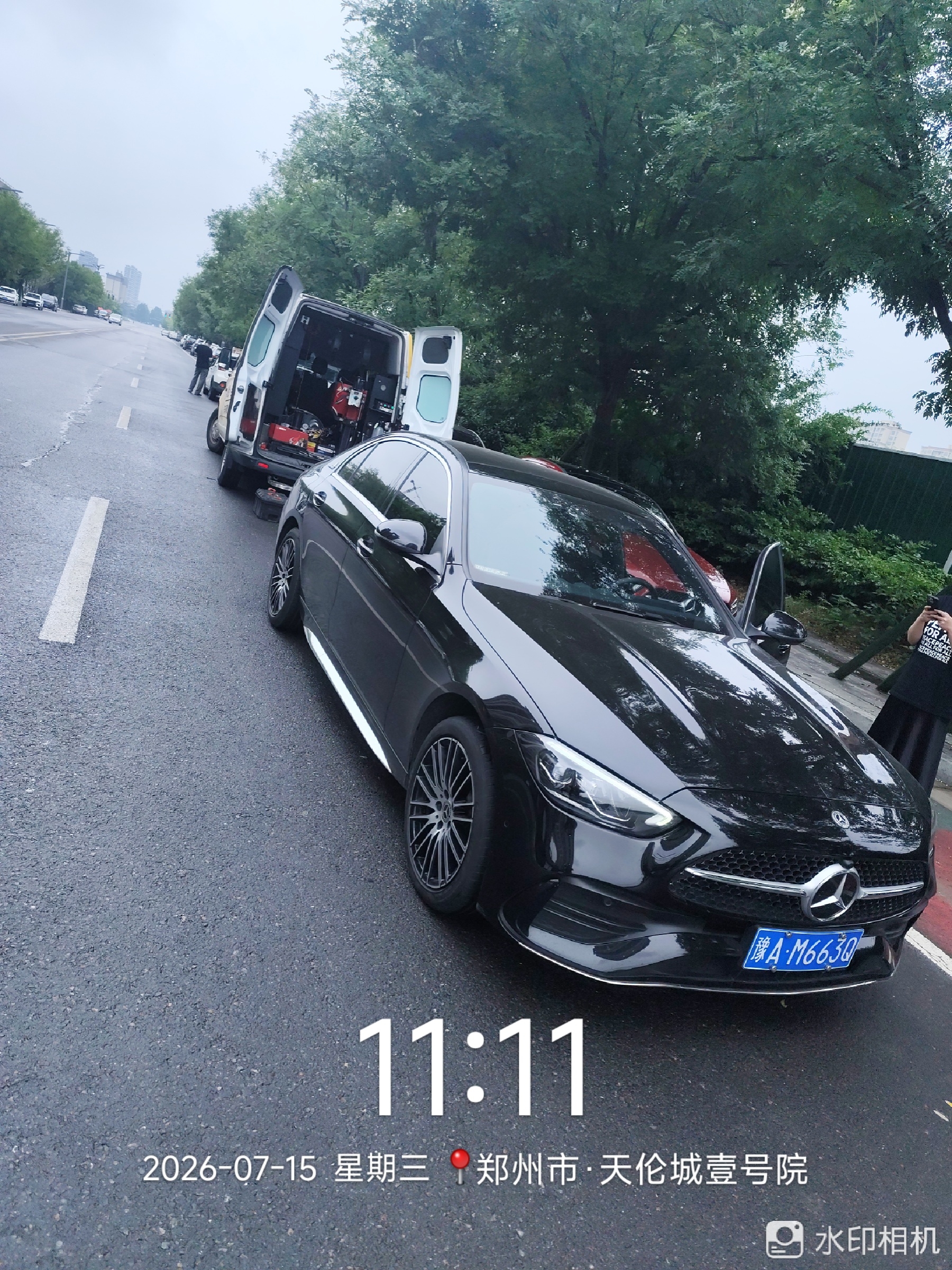 兔师傅郑州天伦城壹号院电瓶亏电救援(图1)