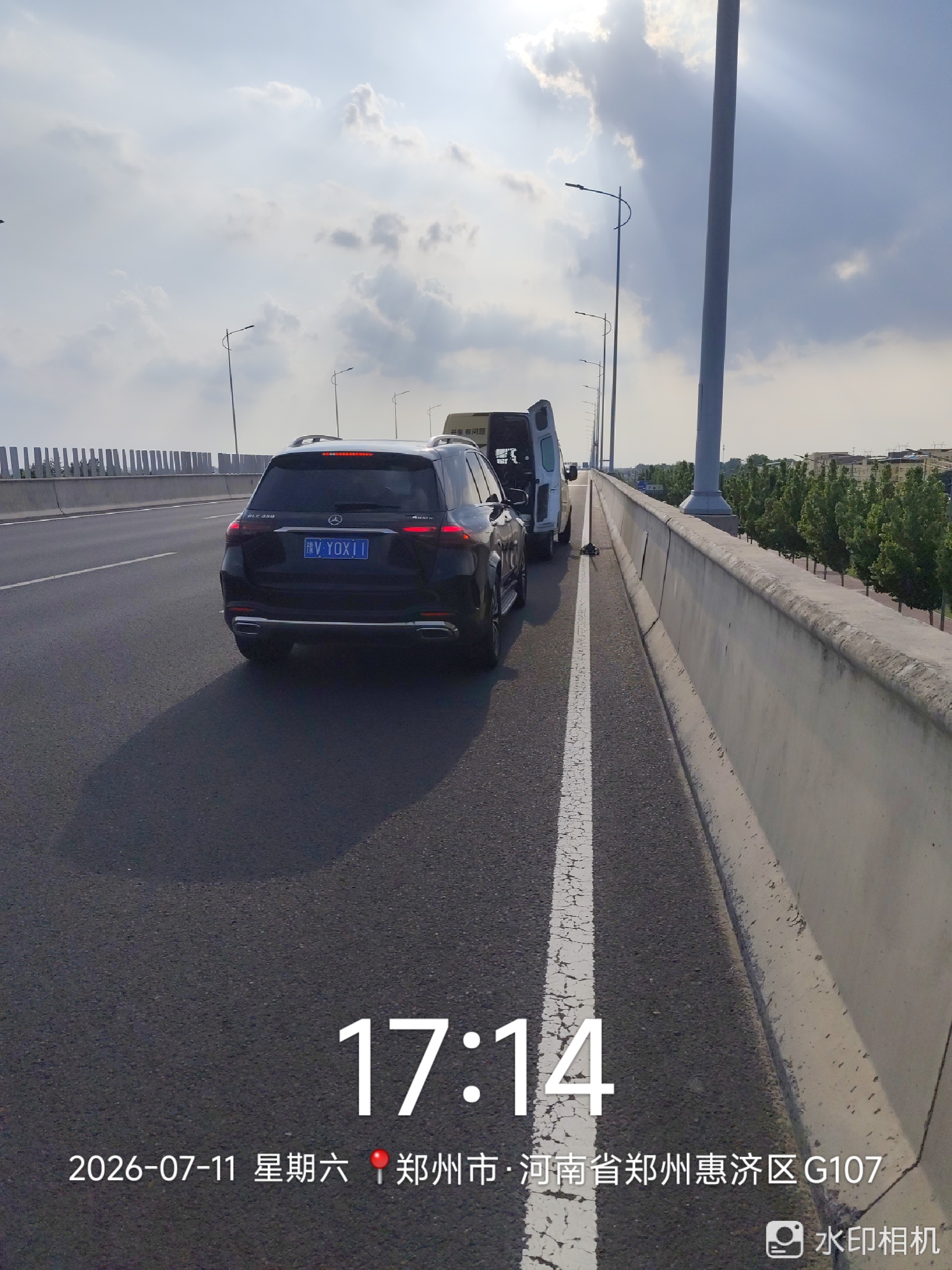 兔师傅郑州惠济区G107电瓶亏电救援(图1)