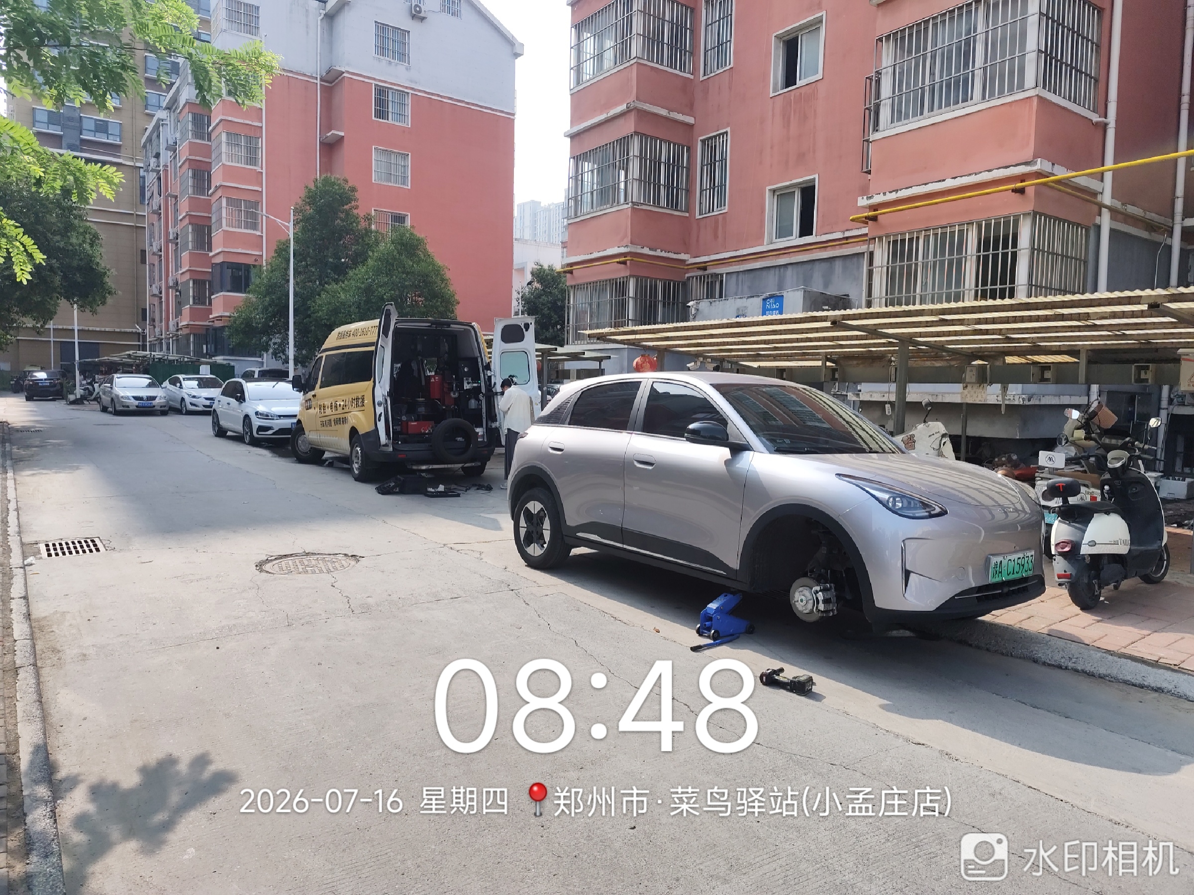 兔师傅郑州小孟庄轮胎扎钉漏气救援(图1)