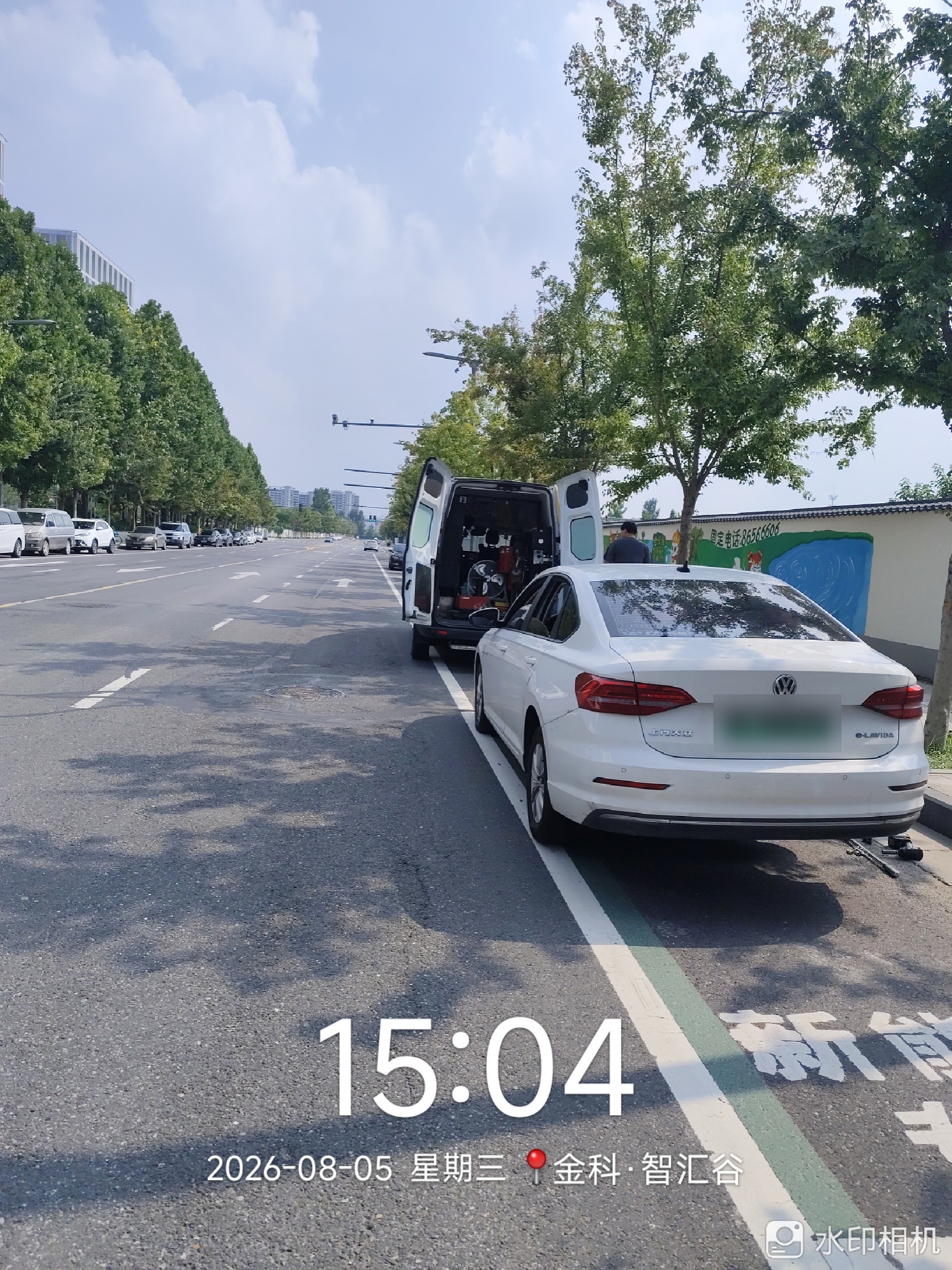 兔师傅郑州金科智汇谷轮胎扎钉救援(图1)